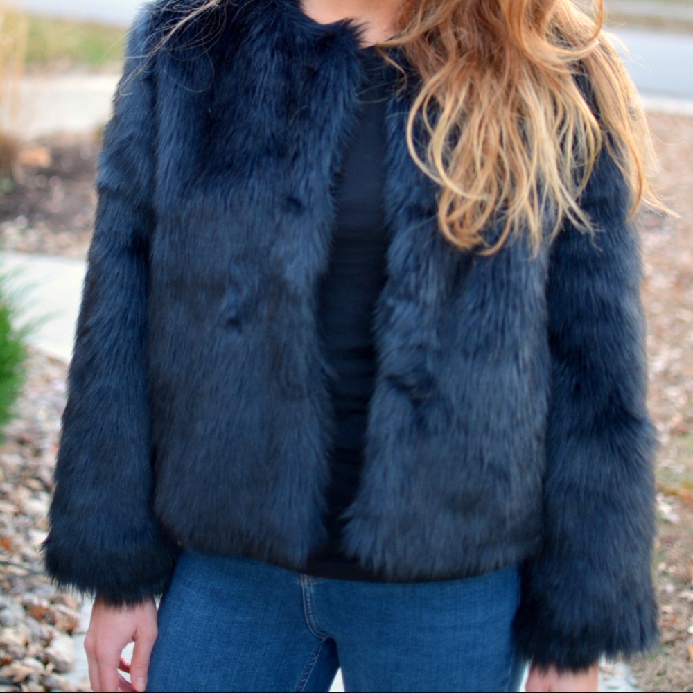 Zara Navy Blue Faux Fur Jacket sz Small